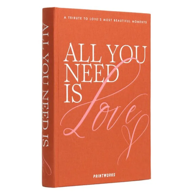 All You Need is Love fotobok oransje
