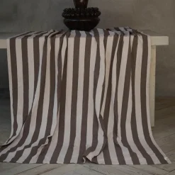 Amalia bordduk 140x300 cm nougat