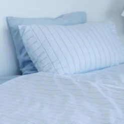 Bedding Collection dynetrekk 150x210+50x60 cm powder blue stripes