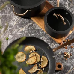 Black Copper stekepanne 28 cm svart