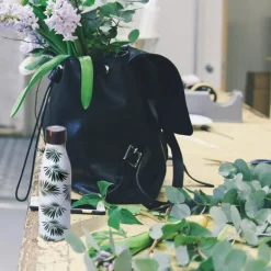 Bottle Up Design termoflaske 0,5L hvit/mørk grønn med blad