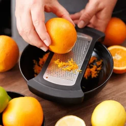 Bowl Grater rivjern til skål fint svart