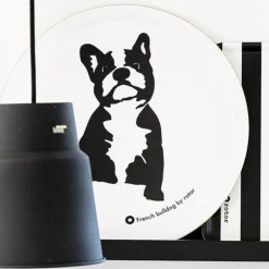 Buster serveringsbrett 38x38 cm hvit/svart