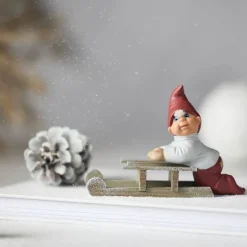 Carl & Joanne nisser med juletre 16 cm
