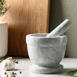 Classic morter i marmor 11,5 cm natur/hvit