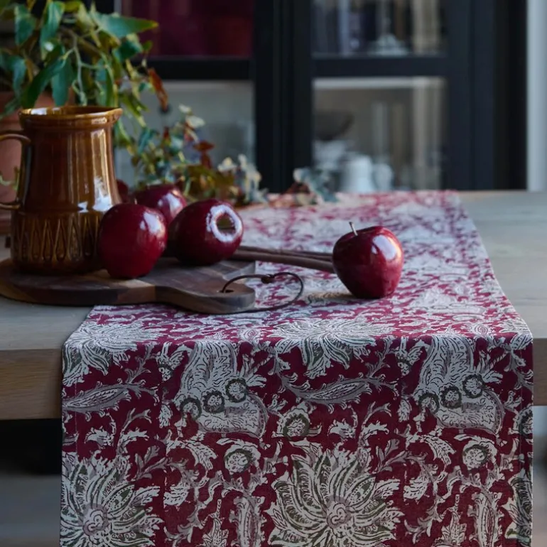 Dante bordløper 40x145 cm rød