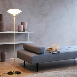 DL31 gulvlampe 133 cm opal/messing