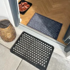 Dot sko- og støvelbrett 28x38x3 cm svart
