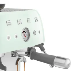 Espressomaskin EGF03 2,4L m/kaffekvern pastellgrønn