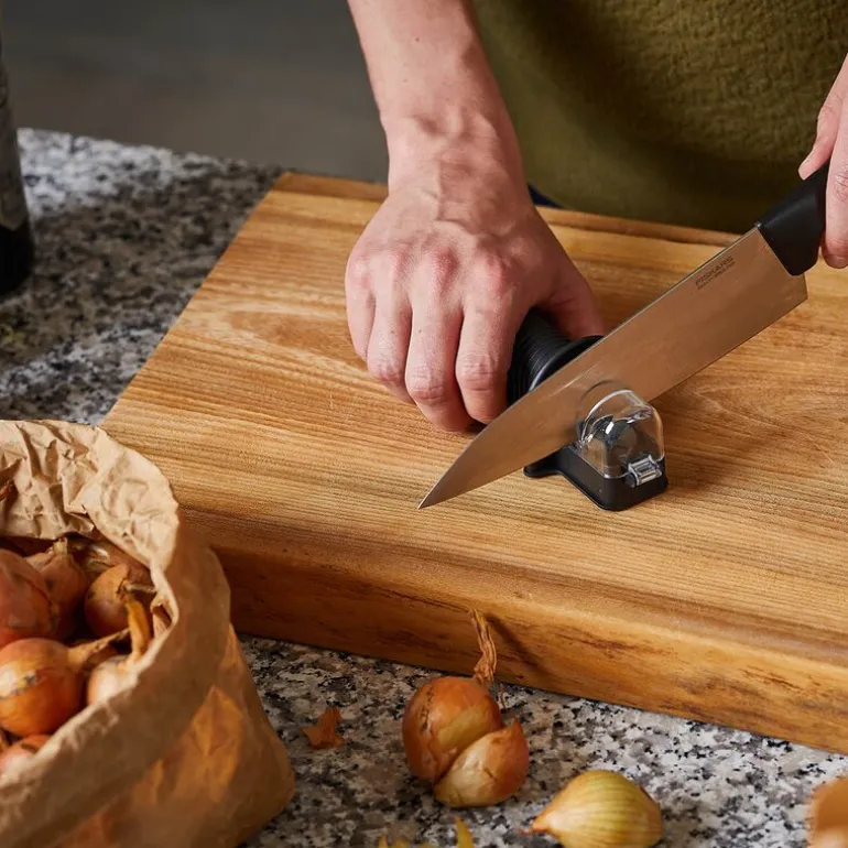 Essential roll-sharp knivsliper