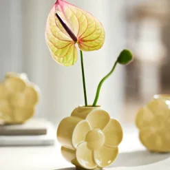Flower vase smørblomst 11,5 cm sand