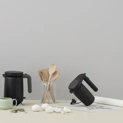 FOODIE håndmikser med tilbehør svart