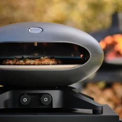 Forno Spin pizzaovn med roterende stein