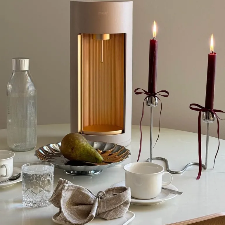 Glassy kullsyremaskin uten sylinder latte