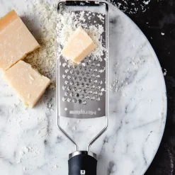 Gourmet Star Grater rivjern stjerneblad svart