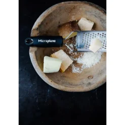 Gourmet Star Grater rivjern stjerneblad svart