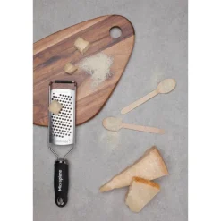 Gourmet Star Grater rivjern stjerneblad svart