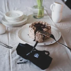 Hardanger bestikkpose for 12 dessertdeler