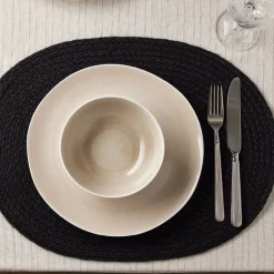 Jesper dekkebrikke 45x35 cm oval svart