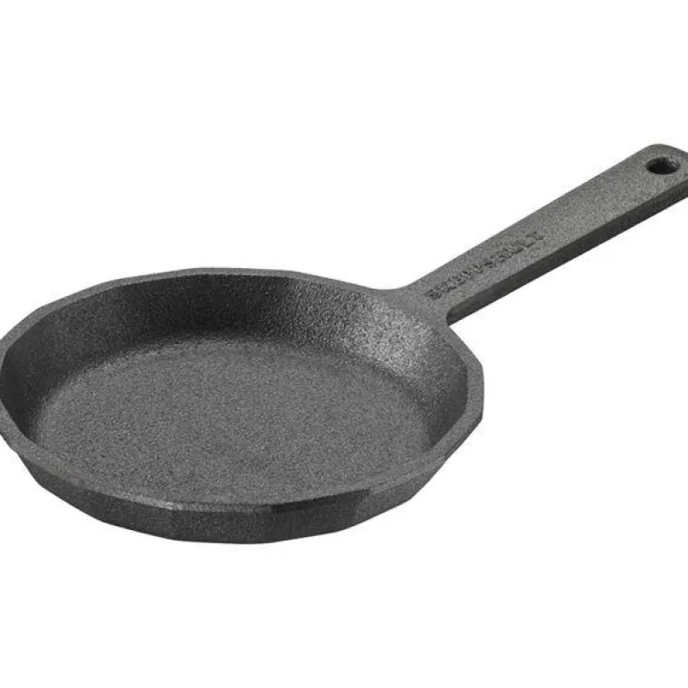 Järn by Note støpejernspanne liten 15,5 cm svart
