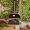 Karu 2 Pro pizzaovn vedfyrt/gass 16" svart