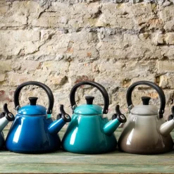 Kone vannkjele med fløyte 1,6L deep teal