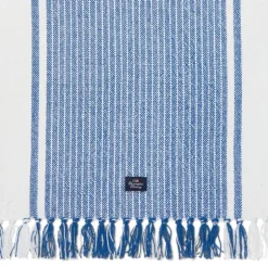 Løper 150x50 cm med frynser stripet hvit/blå