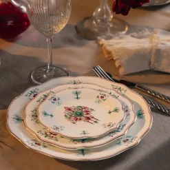 Lucia tallerken 28 cm hvit/rød/grønn