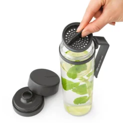 Make & Take vannflaske med sil, 0,5L mørk grå