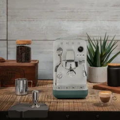 Minipro espressomaskin EMC02 1,7L emerald green