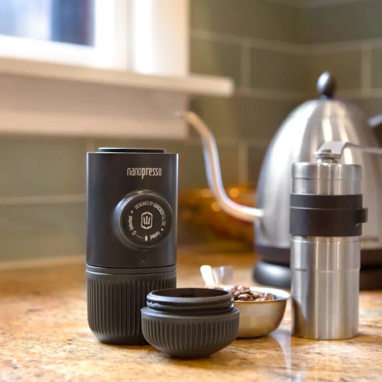Nanopresso bærbar espressomaskin grå