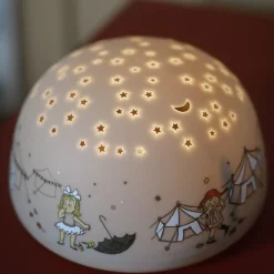 Pippi nattlys med stjernehimmel og musikk