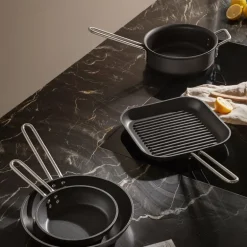 Professional traktørpanne 24 cm stål