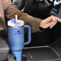 Quencher H2.0 FlowState tumbler 1,18L Blue Sky