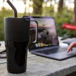 Rise Tumbler 77 cl med sugerør svart