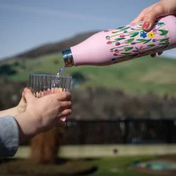 Rosa Sløyfe termoflaske 0,5L Anette Moi små blomster rosa