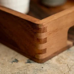 Serveringsbrikke i akasietre 42x28x6 cm