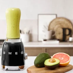 Smeg personal blender PBF00BLEU 0,6L svart