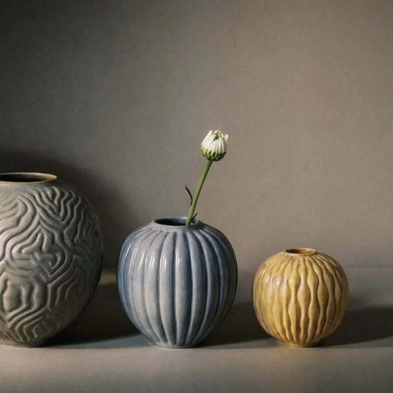 Solum vase 8,5 cm ochre