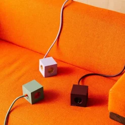 Square 1 Bauhaus Archiv USB-C kabel 1,8 m Mulberry Red