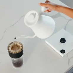 Stagg EKG Pro vannkoker med termostat 0,9L matt hvit