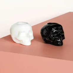 Still Life skull lyslykt 8,5 cm svart
