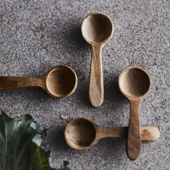 Teak skje 6 cm 4 stk tre