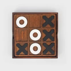 Tic-Tac-Toe tre på rad 14x14 cm tre