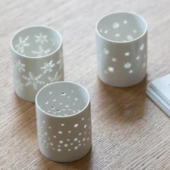 T-lysholder dots 7,5x6,5 cm hvit