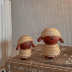 Ulla sau trefigur 8 cm lønn/sapele