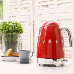 Vannkoker med termostat KLF04 1,7L rød